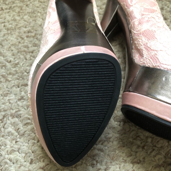 Pink and Silver Lace Platform Heels - Picture 2 of 3